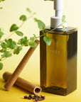 THREE Balancing Clear Cleansing Oil