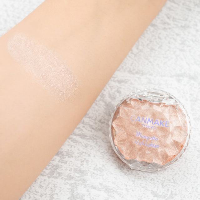 Canmake Munyutto Highlighter
