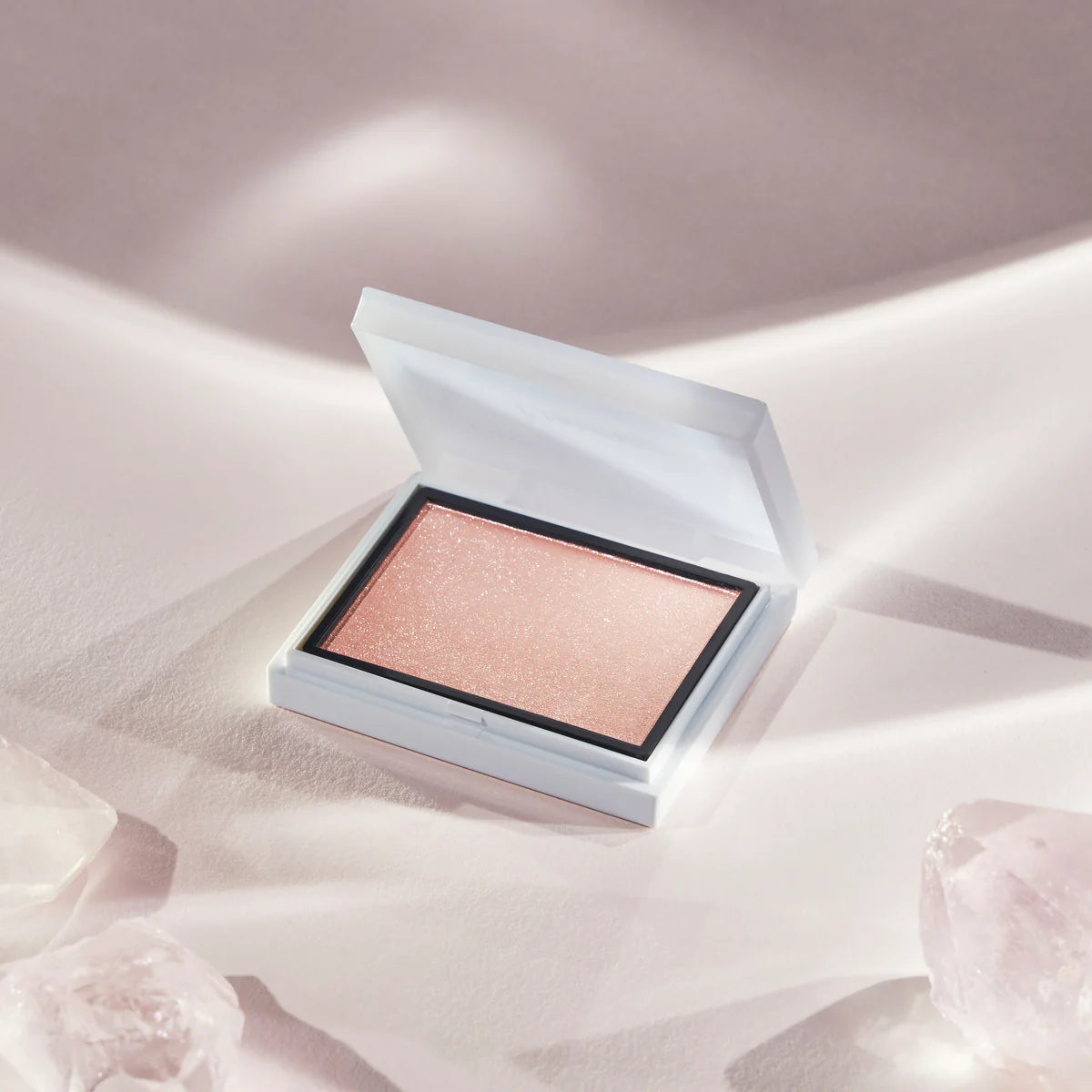 Enamor Jewelry Glow Highlighter