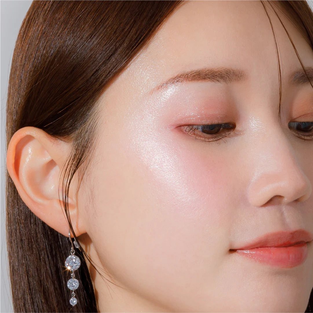 Enamor Jewelry Glow Highlighter