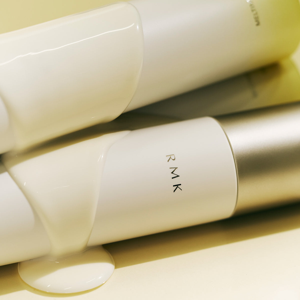 RMK Melting Milky Oil