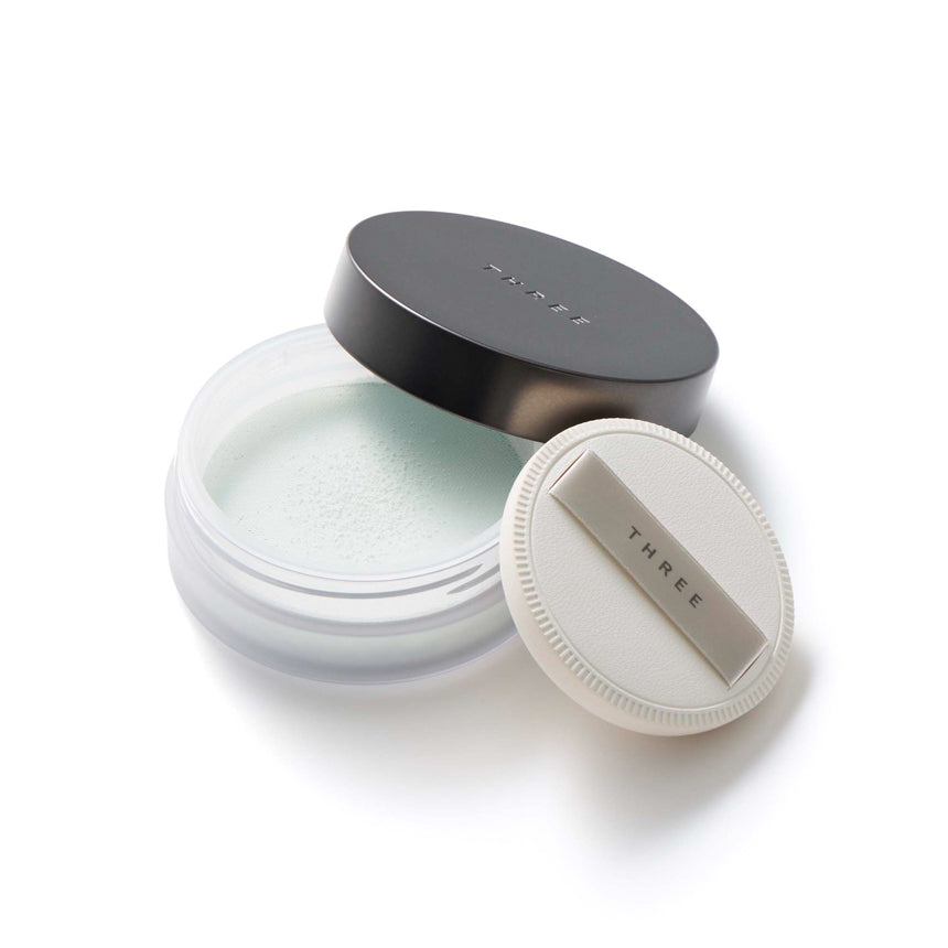 THREE Advanced Ethereal Smooth Operator Loose Powder