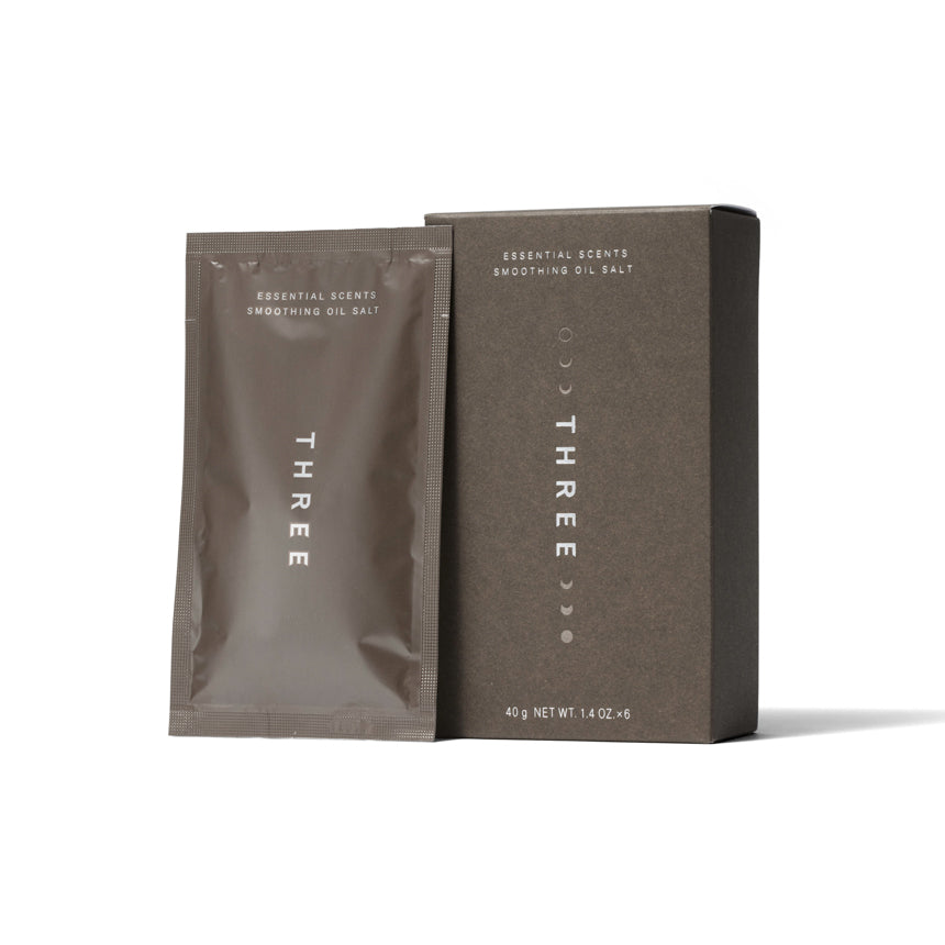 THREE Essential Scents Smoothing Oil Salt MN