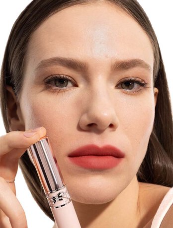 Yves Saint Laurent Love Nude Lipstick