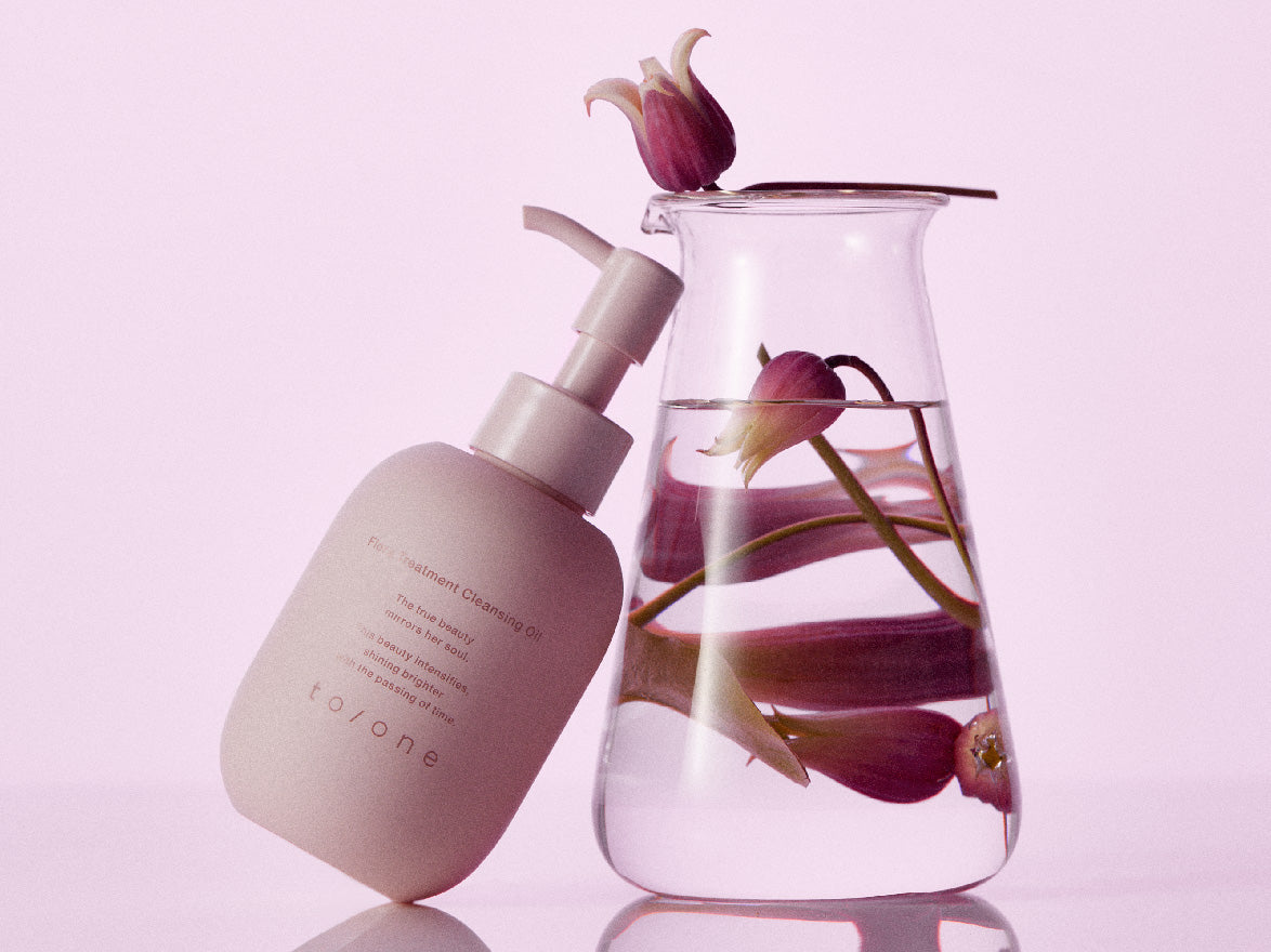 To/one Flora Treatment Cleansing Oil
